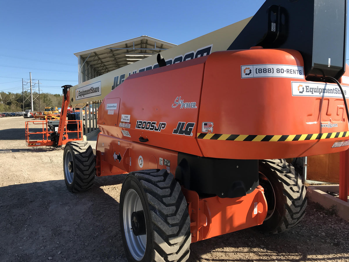2022 JLG 1200SJP