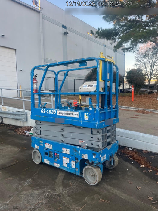 2019 Genie GS-1930 Fixed Rails with Chain Entry