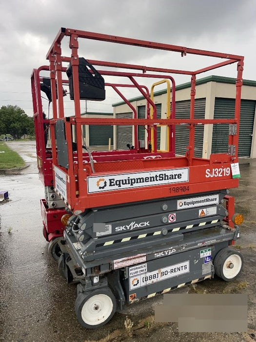 2021 SKYJACK SJ3219