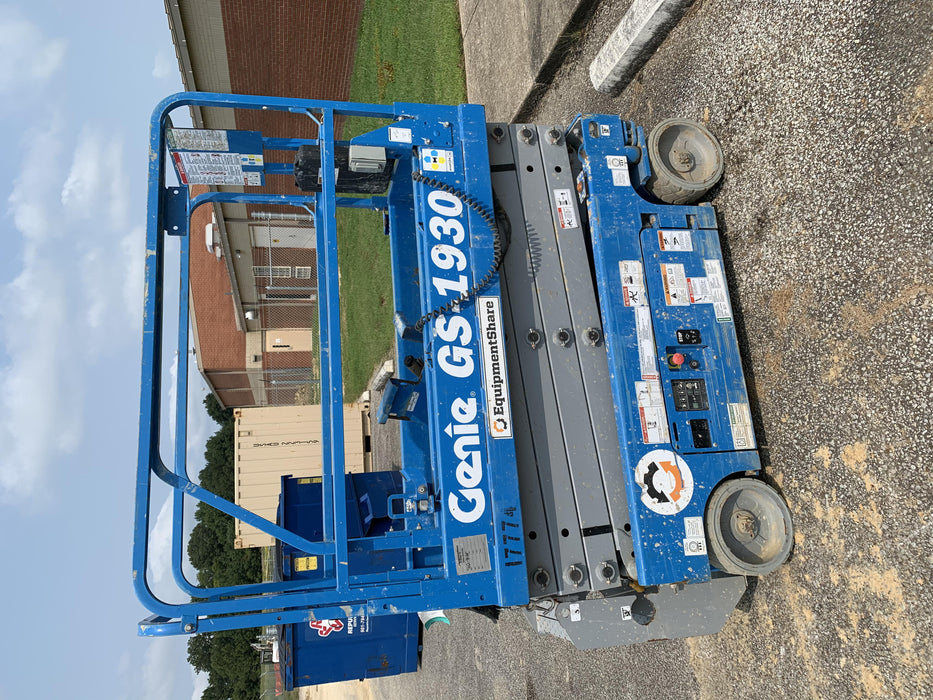 2018 Genie GS-1930 Genie GS-1930 w/Fixed Rail, Chain Entry