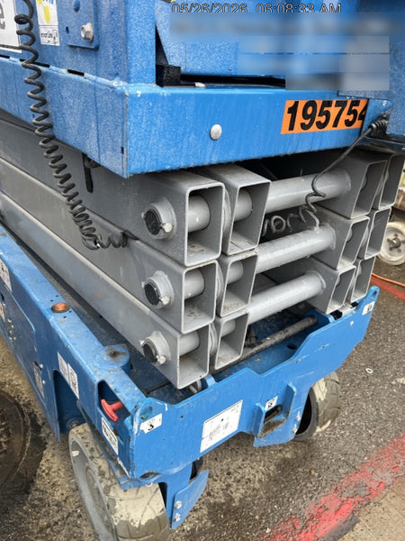2021 GENIE GS-2632