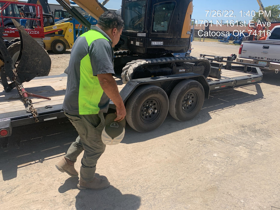 2022 LOADTRAIL Tilt-Deck Rental Trailer