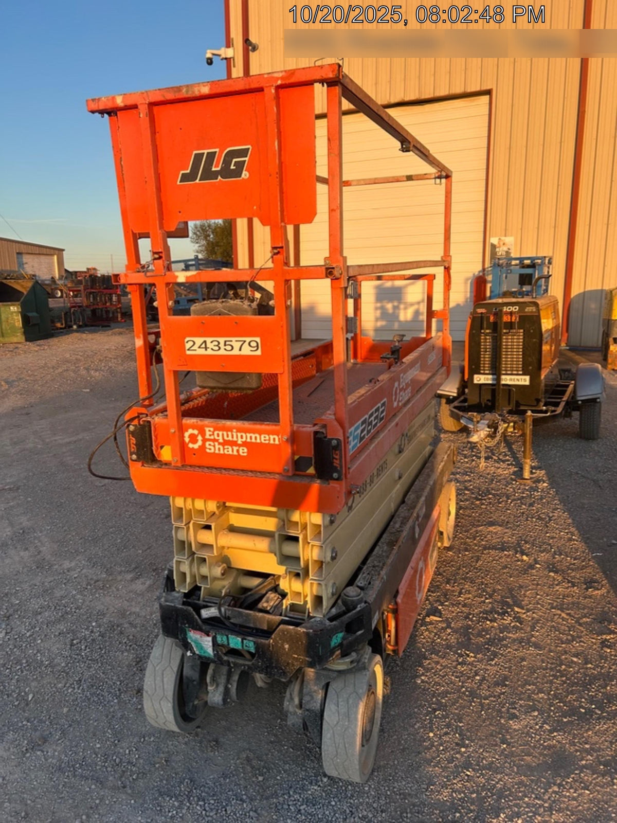 2022 JLG ES2632