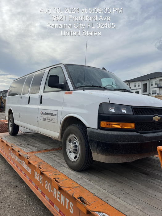 2023 CHEVROLET Express Van - Rental