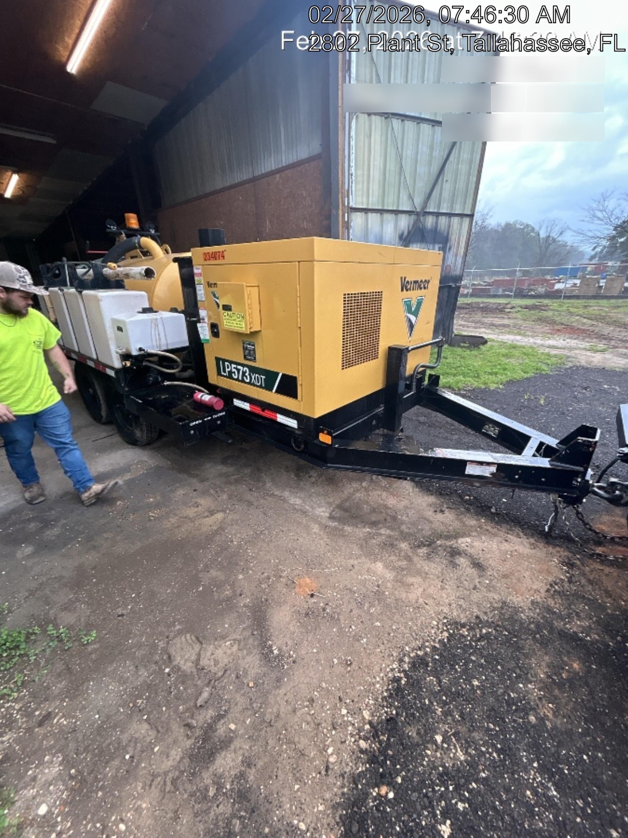 2022 VAC-TRON LP573XDT