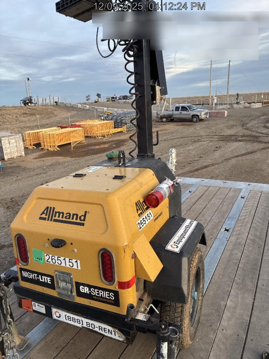 2022 Allmand NLV3GR (4) LED Light Fixture 350W, 23' Vertical Mast, 3kW Prime, Towable, ES Decals, T3