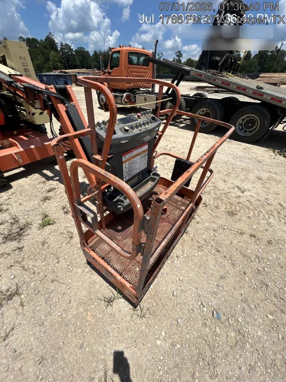2022 JLG 340AJ