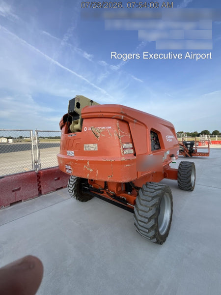 2022 JLG 660SJ