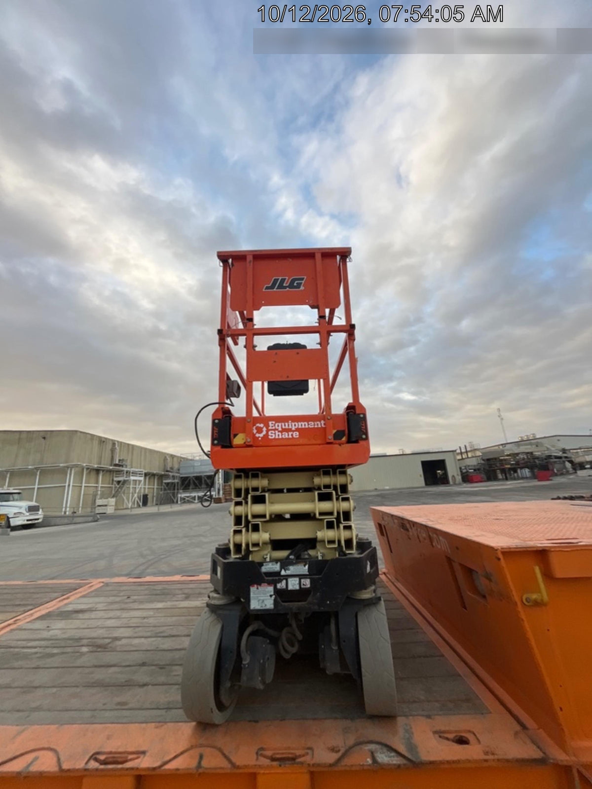 2022 JLG ES2632