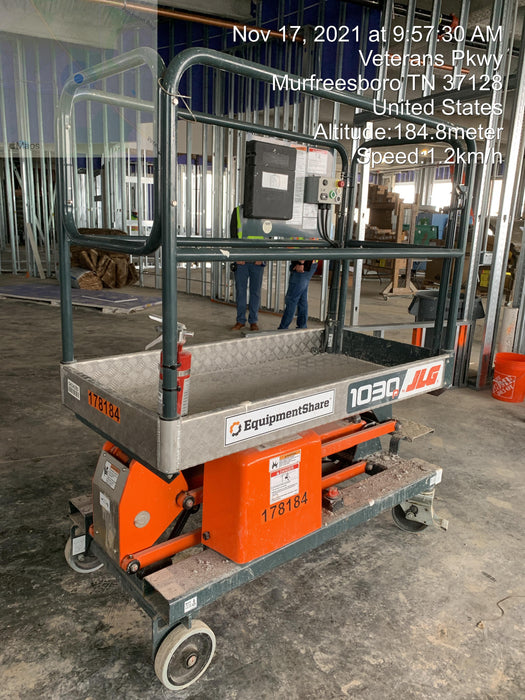 2021 JLG 1030P