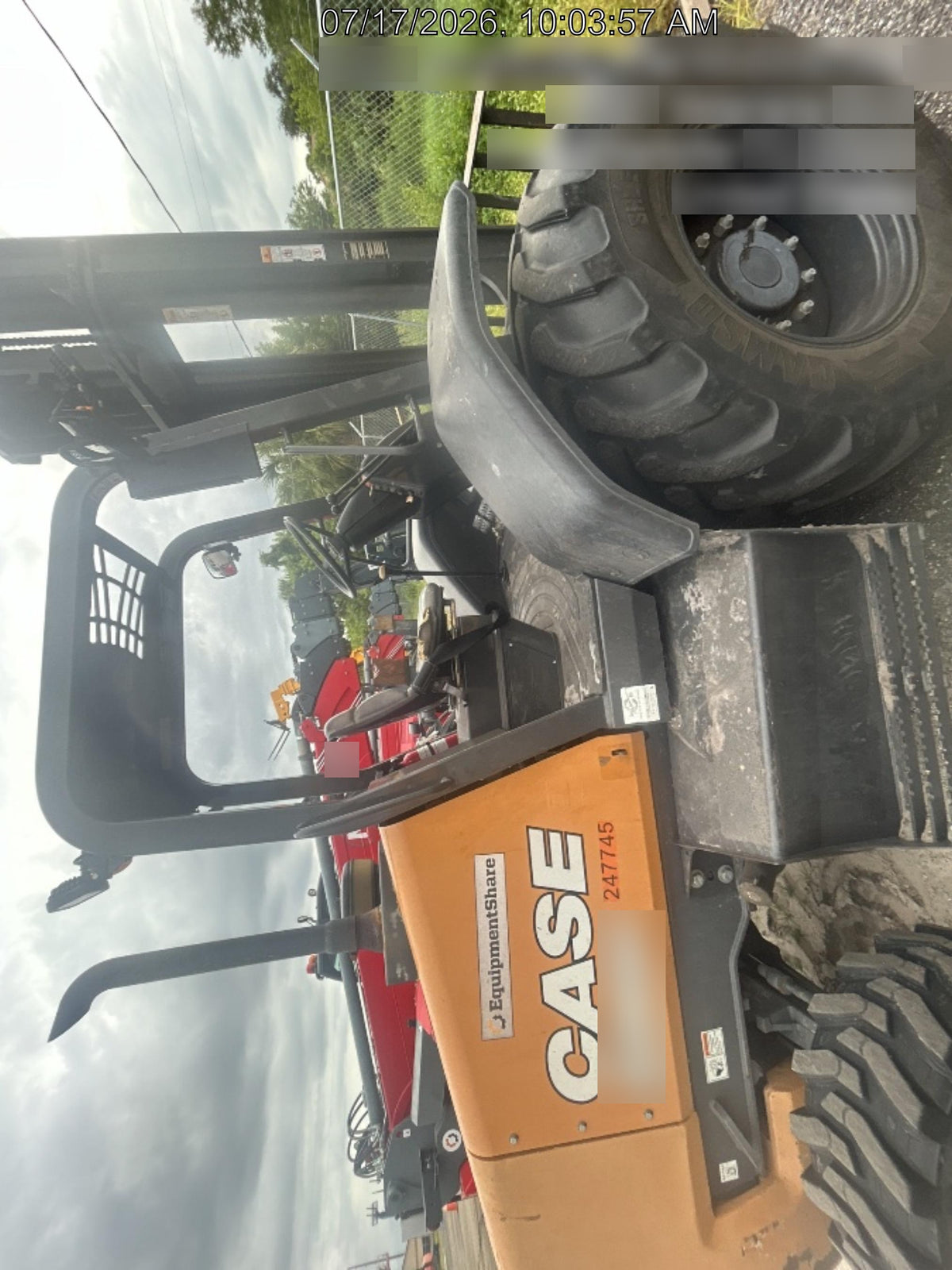 2022 CASE 586H