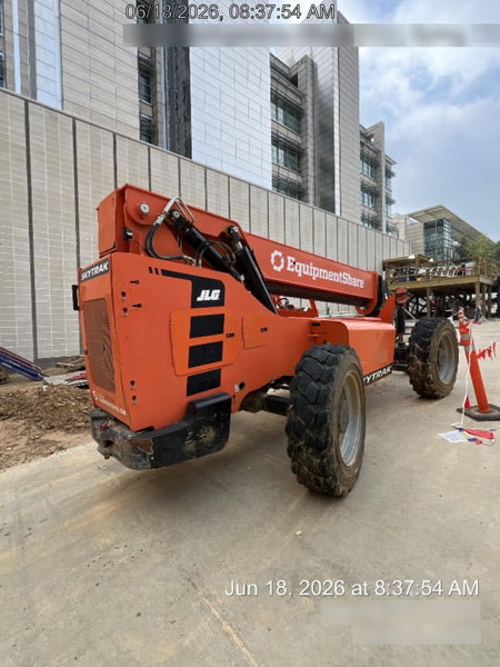 2022 SKYTRAK 8042