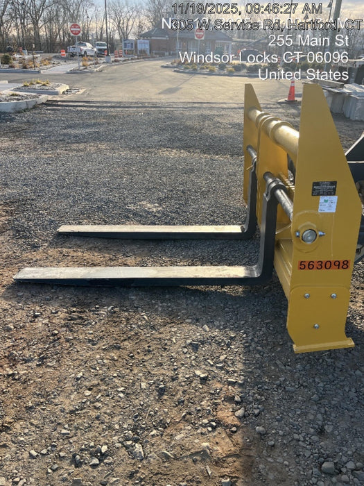 2025 JOHN DEERE 96" Loader Fork Carriage - John Deere