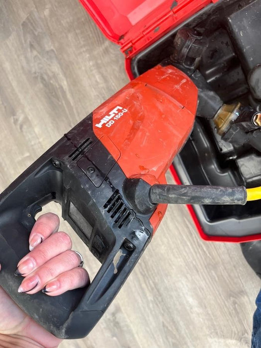 2022 HILTI DD150U