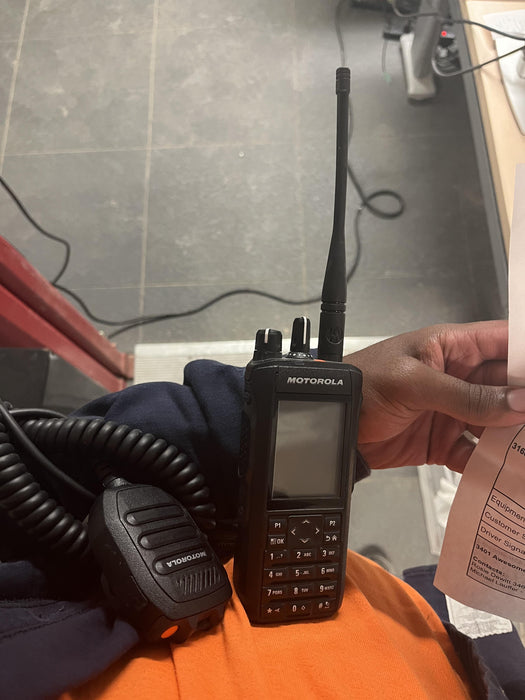 2023 MOTOROLA R7 DISPLAY