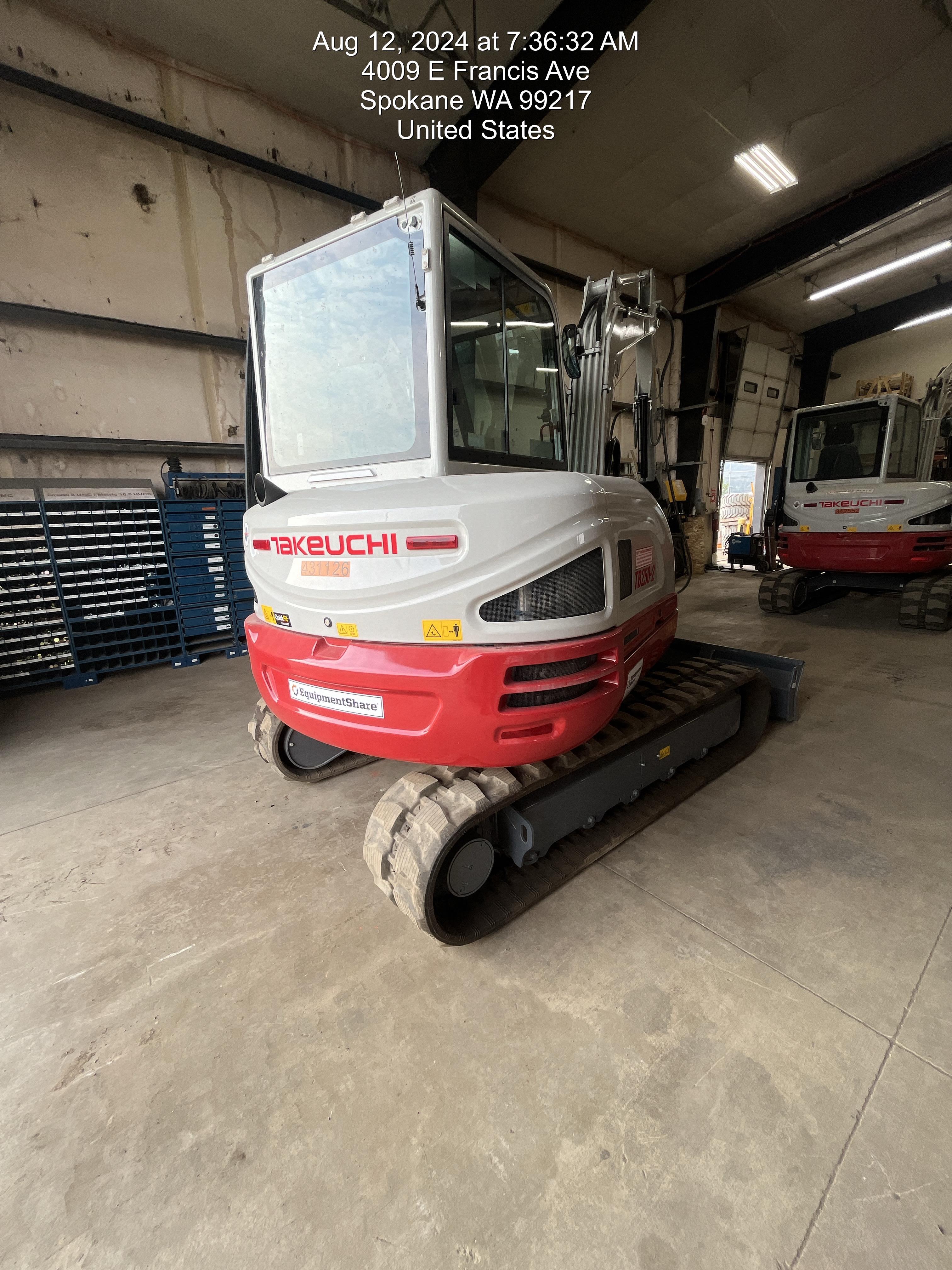 2024 TAKEUCHI TB250-2CR