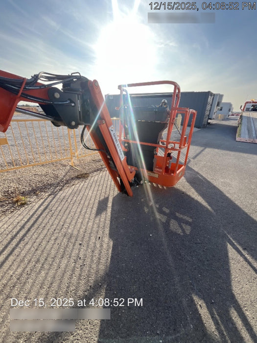 2019 JLG E300AJP