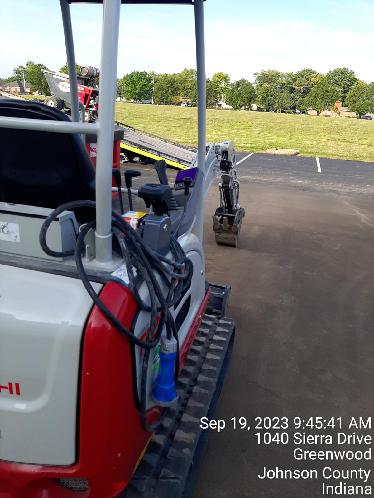 2023 TAKEUCHI TB20e