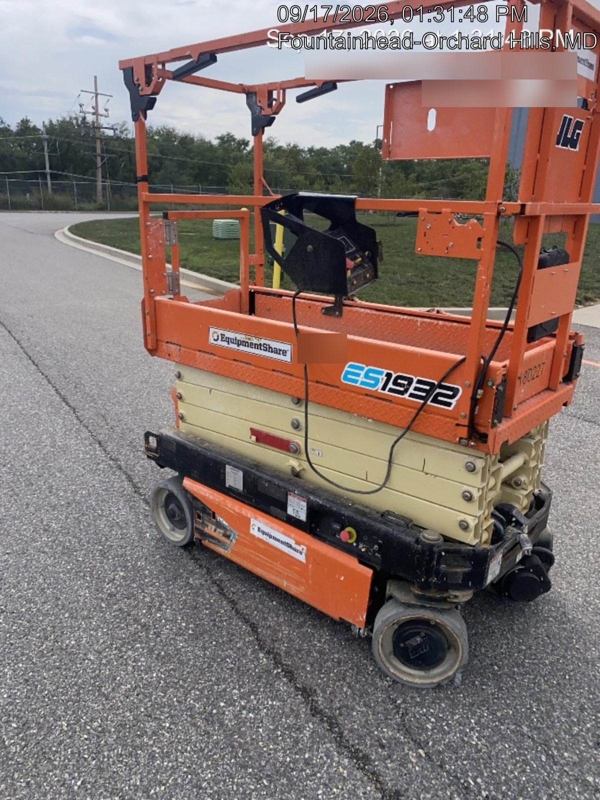 2021 JLG ES1932
