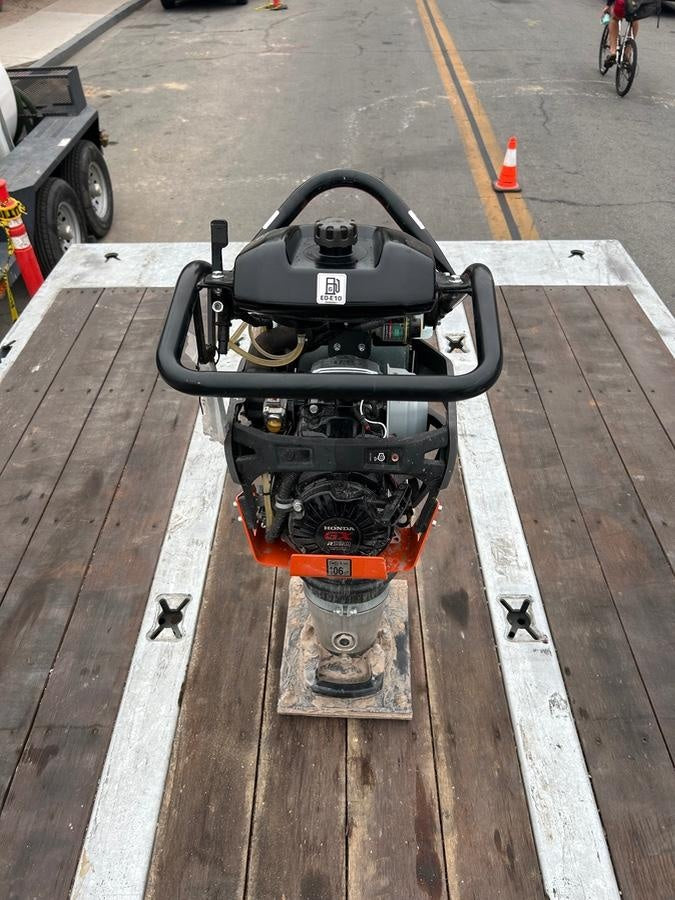 2024 HUSQVARNA LT6005