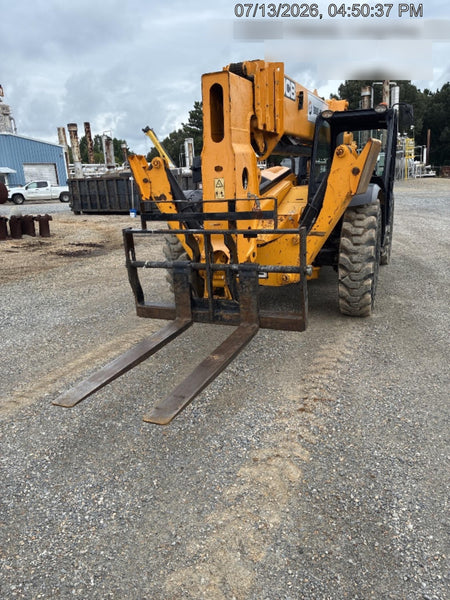 2022 JCB 510-56