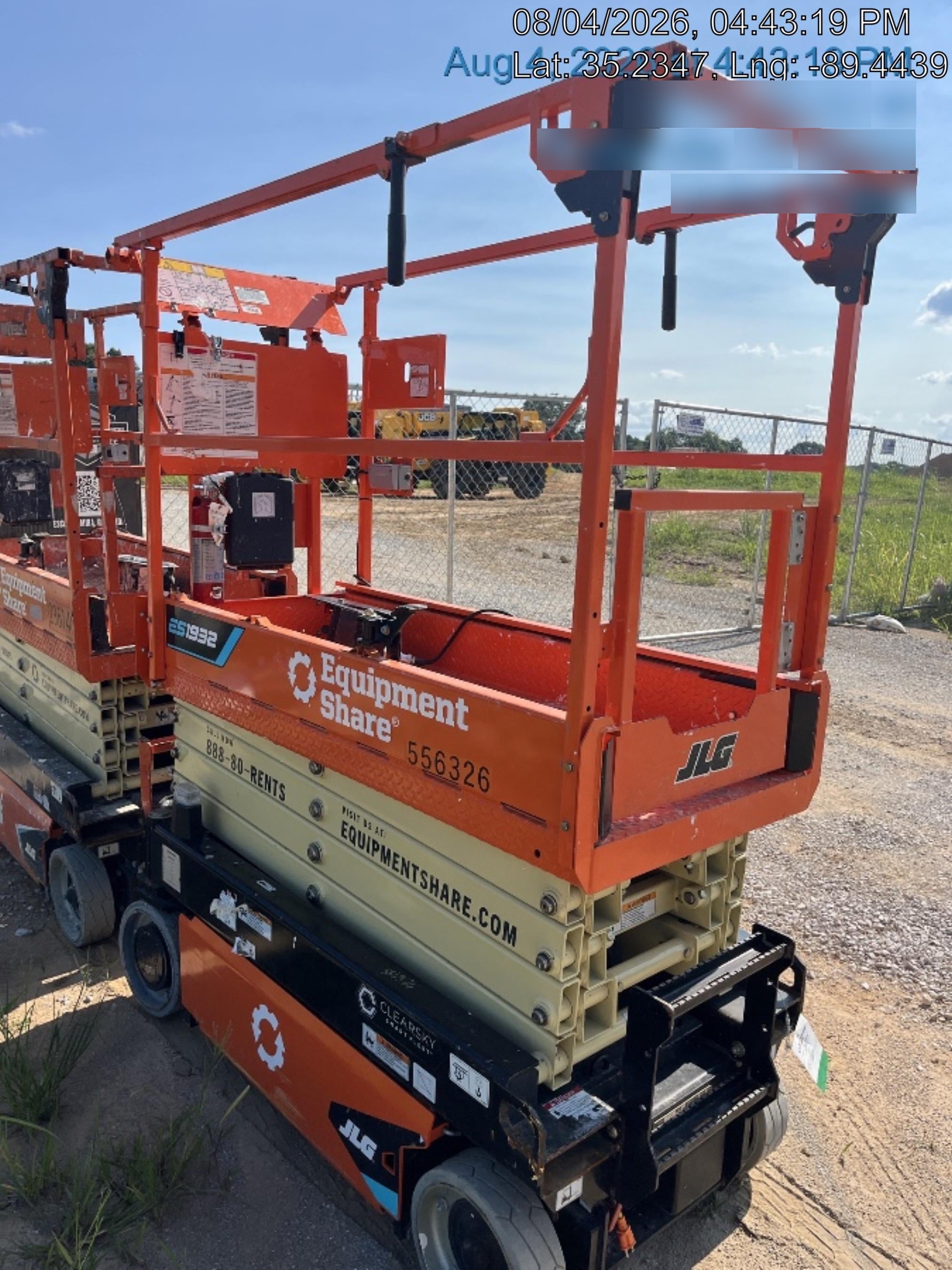 2022 JLG ES1932