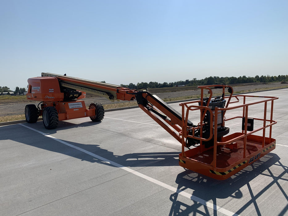 2020 JLG 660SJ