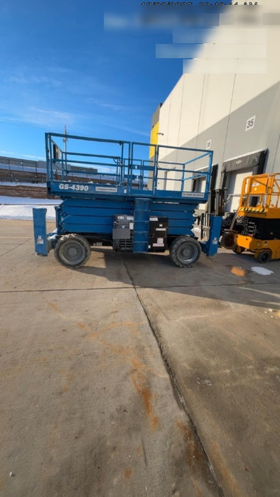 2020 GENIE GS-4390 RT