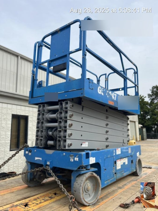 2019 Genie GS-4047 Folding rails with half height swing gate