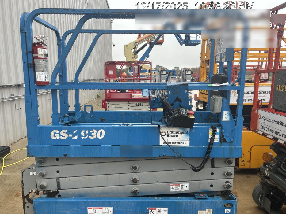 2019 Genie GS-1930 Fixed Rails with Chain Entry
