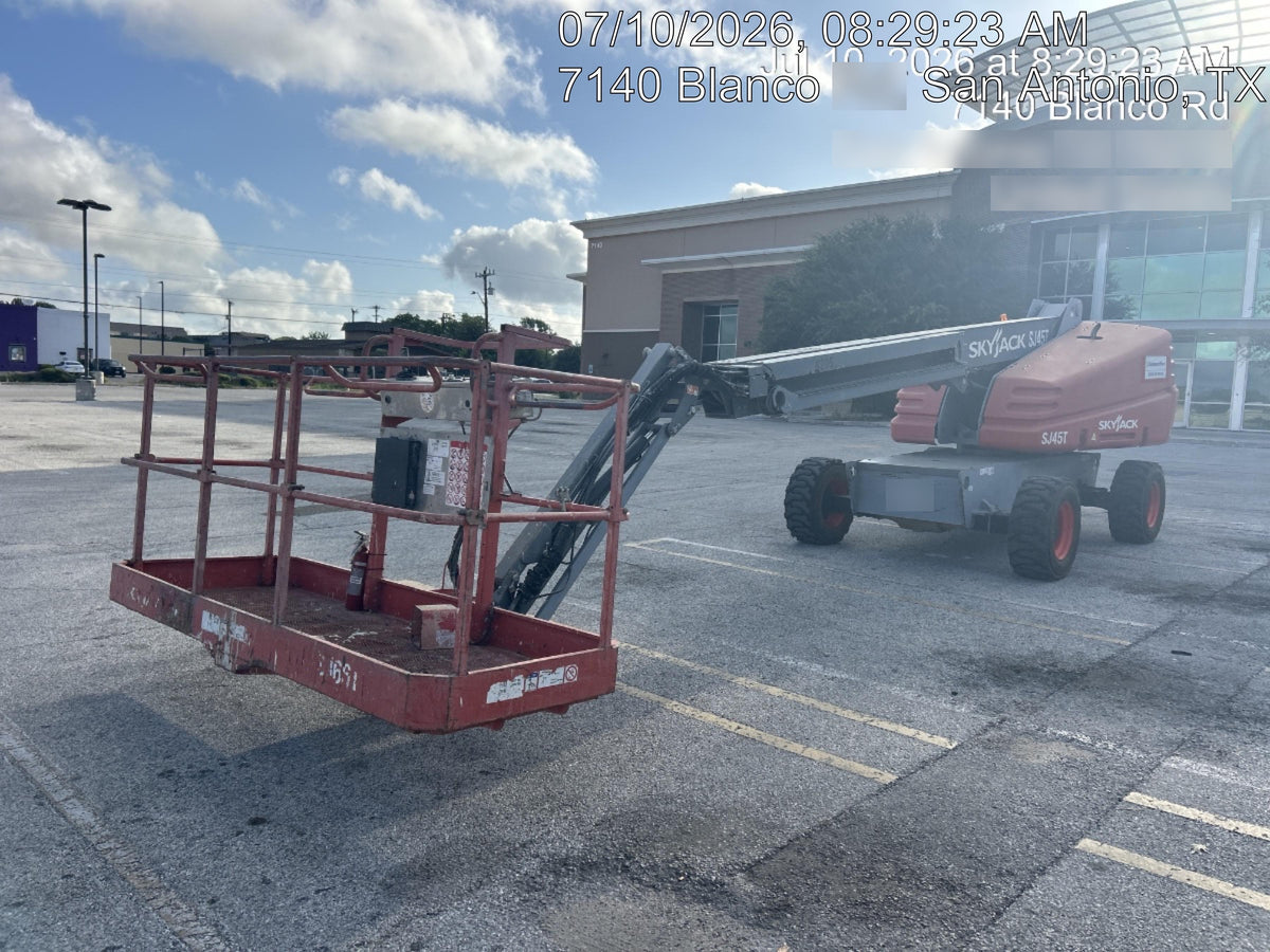 2017 SKYJACK SJ45T+