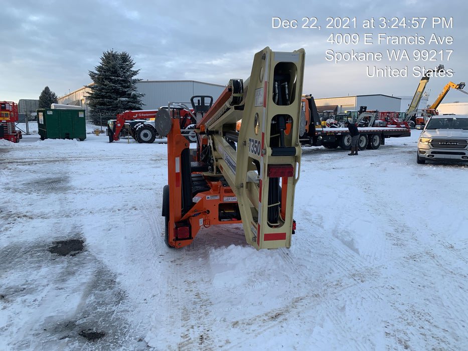 2021 JLG T350