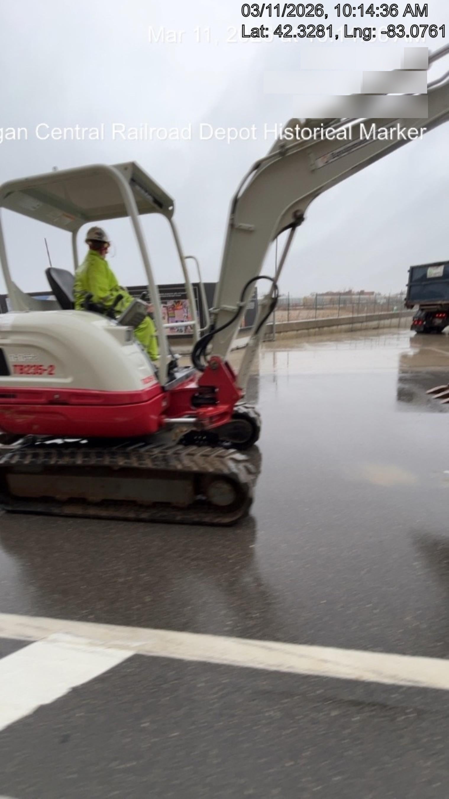 2021 TAKEUCHI TB235-2R