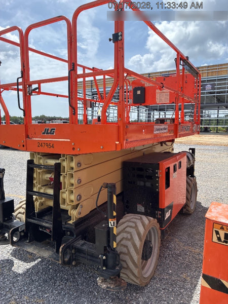2022 JLG RT4069