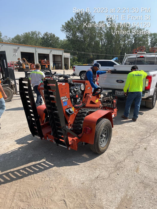 2023 DITCH WITCH C24XA