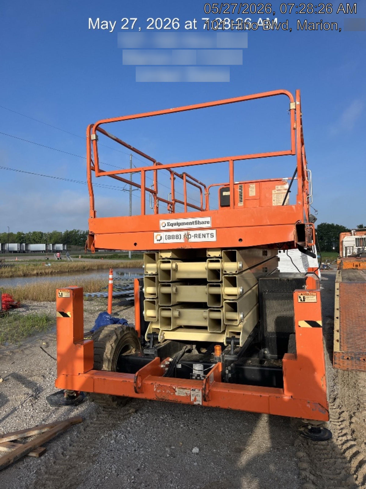 2019 JLG 430LRT