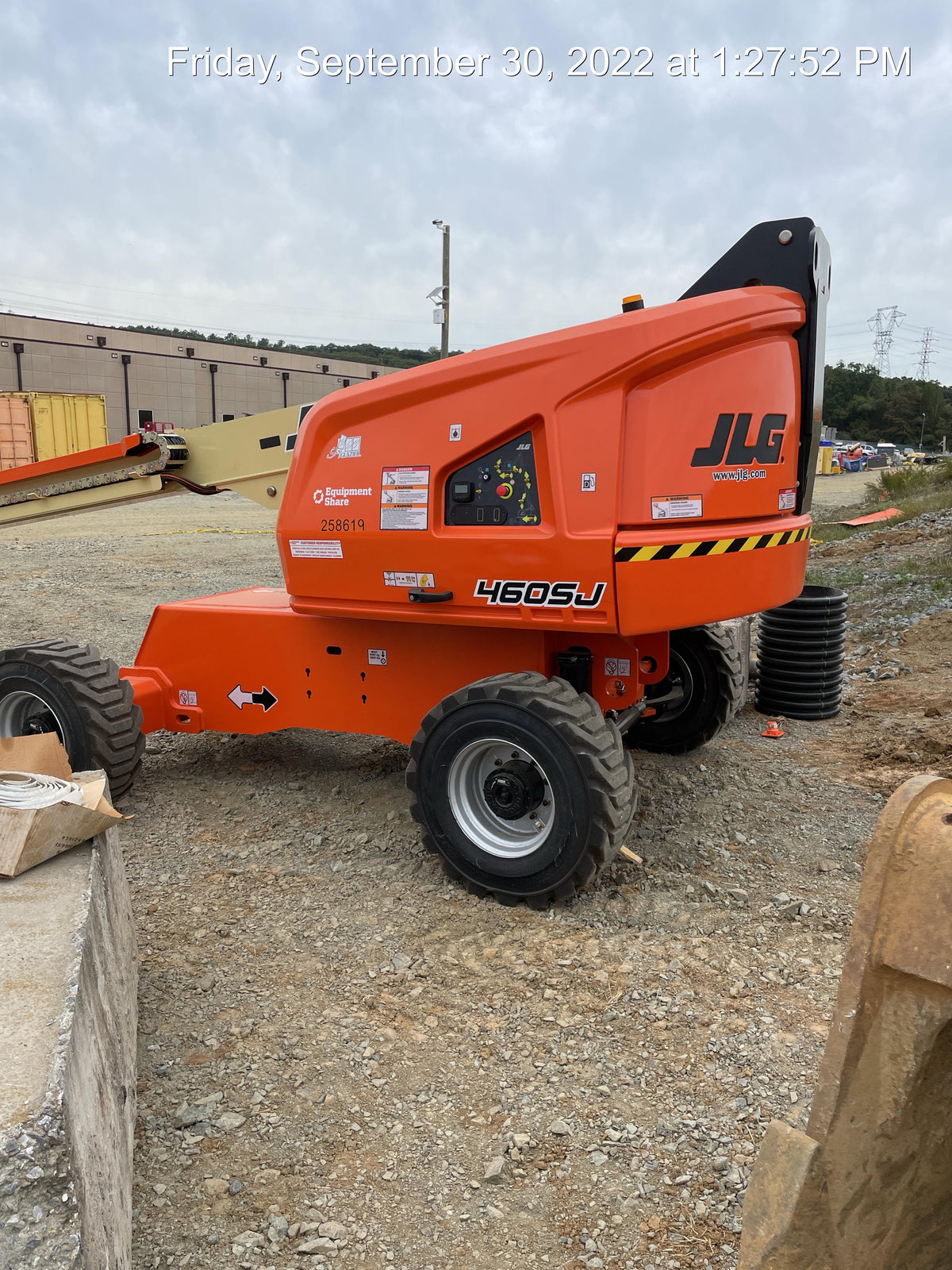 2022 JLG 460SJ
