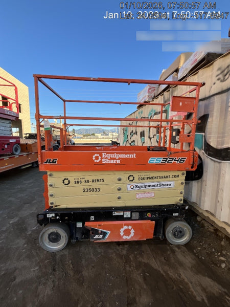 2022 JLG ES3246