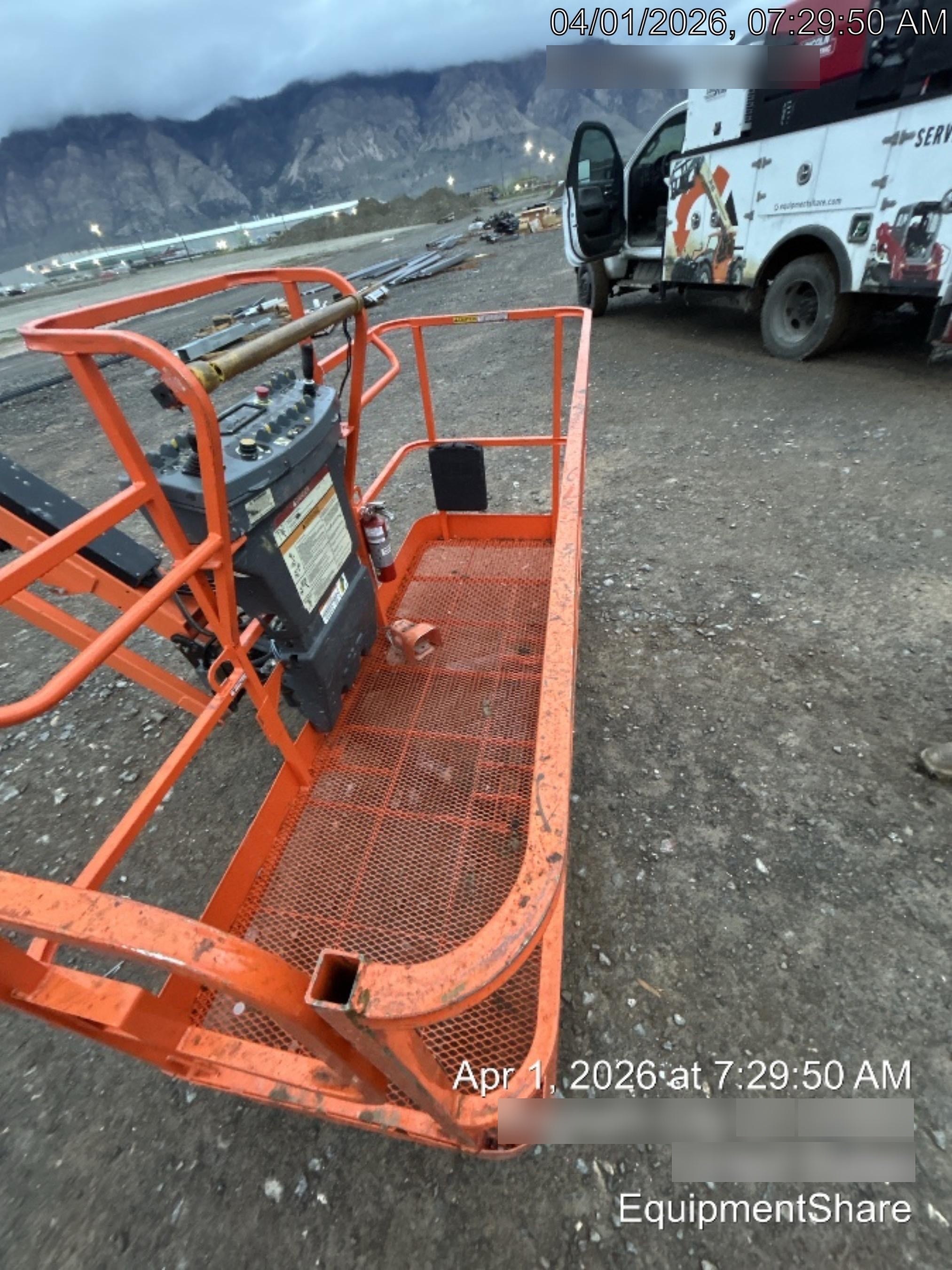 2019 JLG 860SJ