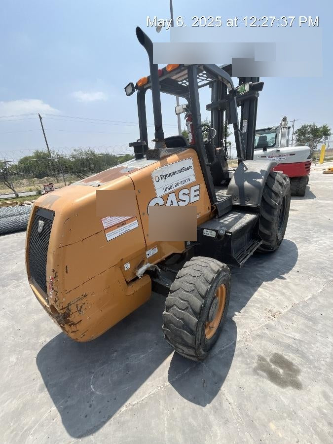 2019 CASE 588H