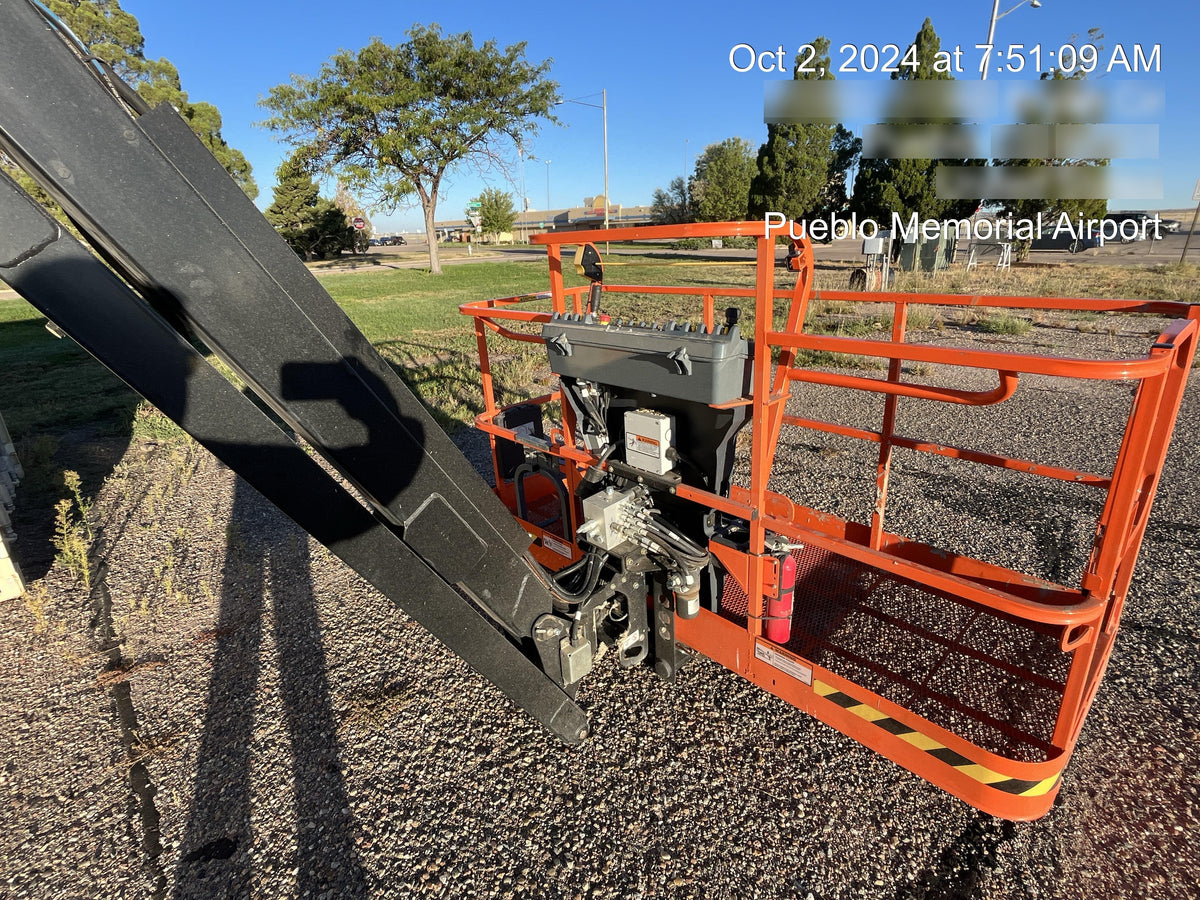 2024 JLG 860SJ