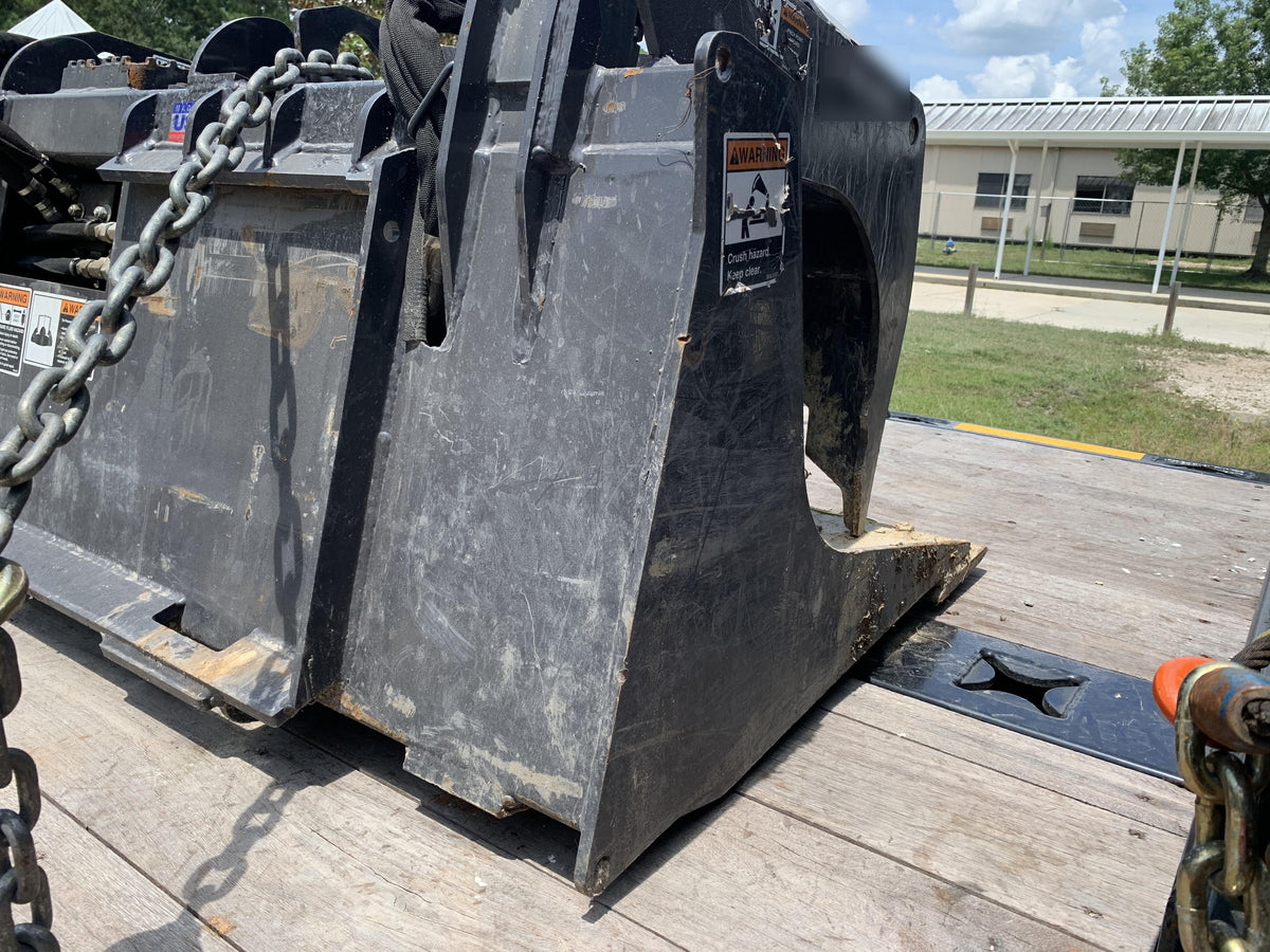 2020 PALADIN 72" Scrap Grapple Bucket - Paladin