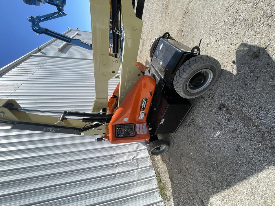 2025 JLG E400AJP Narrow