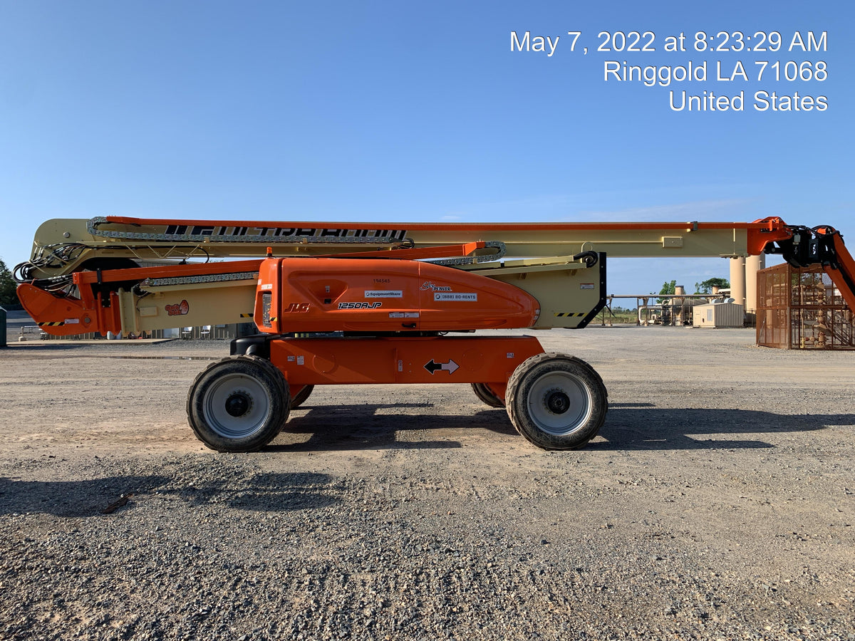 2021 JLG 1250AJP