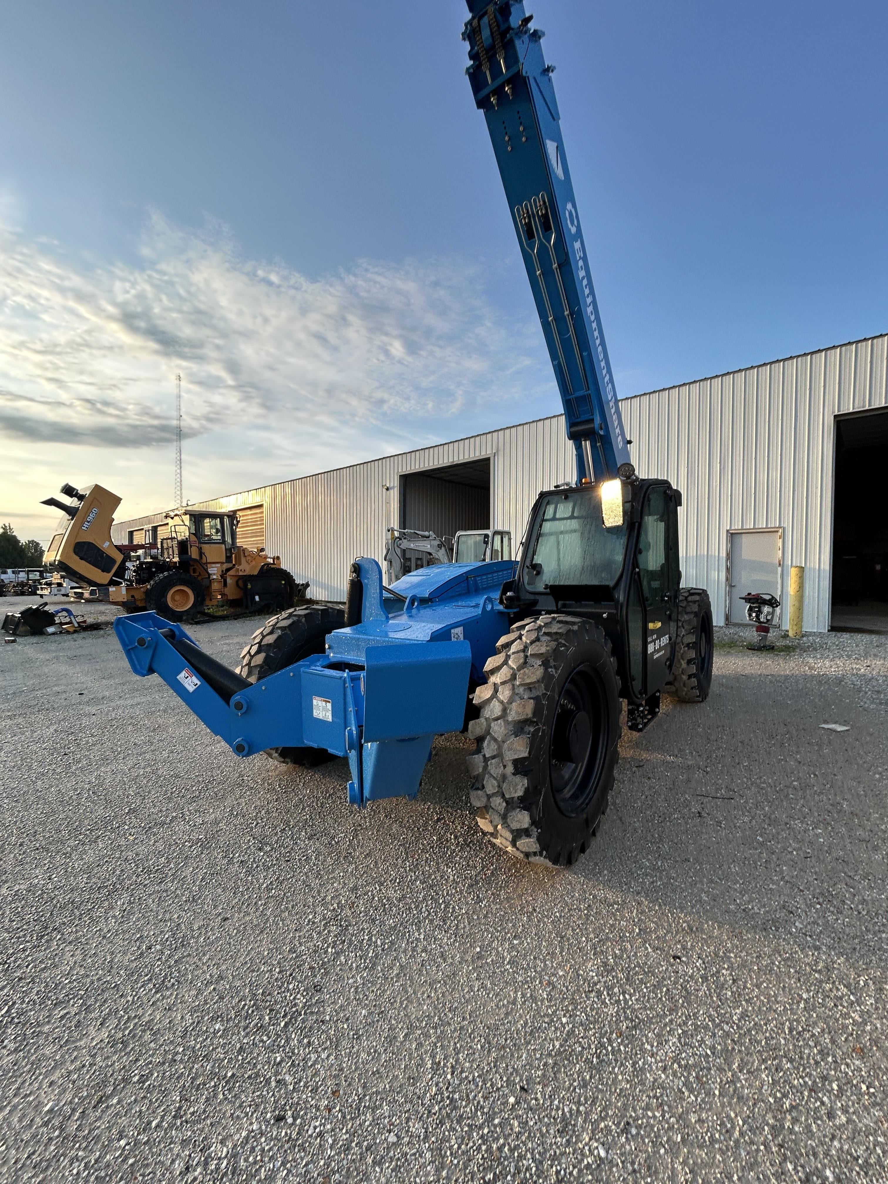 2025 GENIE GTH-1056