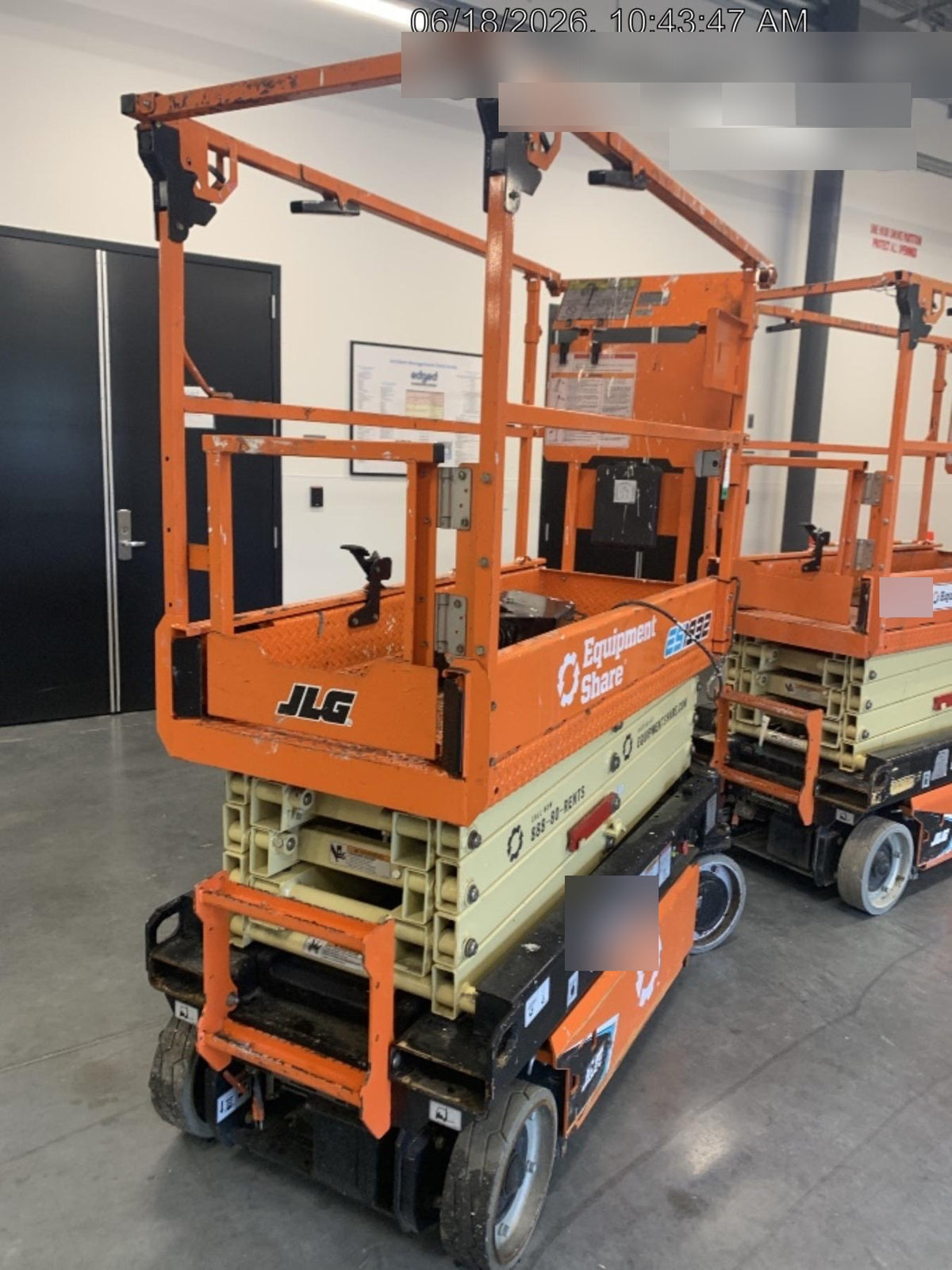 2023 JLG ES1932