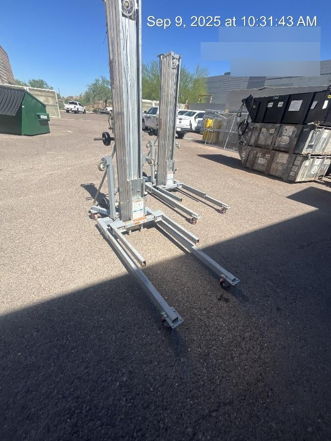 2020 GENIE SLC-24