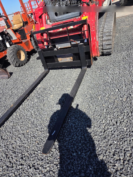 2025 ARROW MATERIAL HANDLING F5100CB - 72"