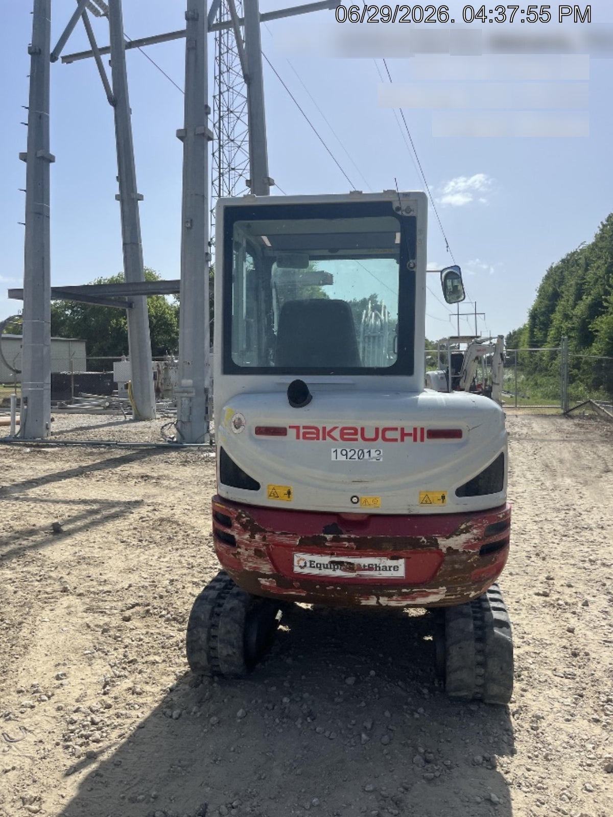 2021 TAKEUCHI TB235-2CR