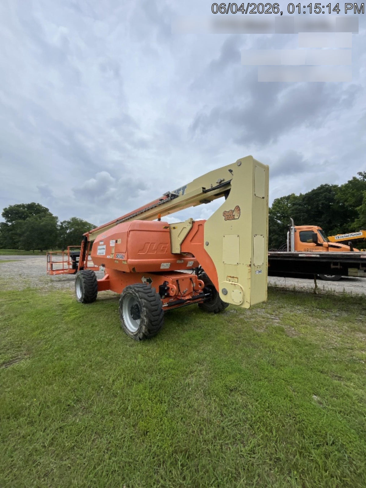 2020 JLG 800AJ